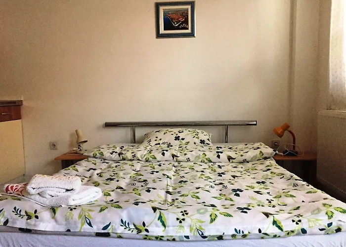 Friendly People's Gasthof 3*